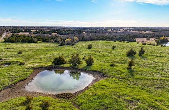 1923 County Road 2935, Dodd City, TX 75438