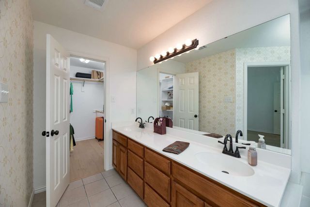 2720 Stephen Drive, Denton, TX 76207