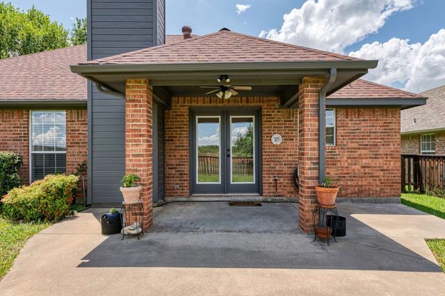 2720 Stephen Drive, Denton, TX 76207