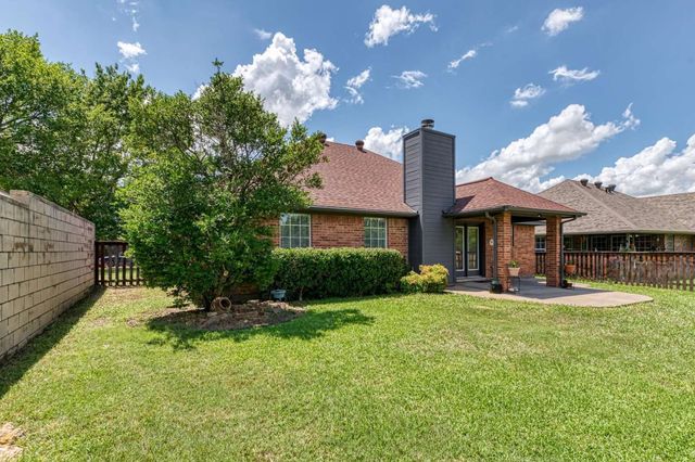 2720 Stephen Drive, Denton, TX 76207