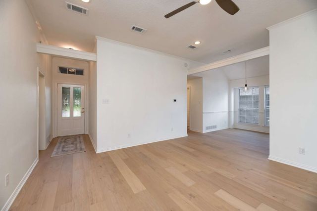 2720 Stephen Drive, Denton, TX 76207