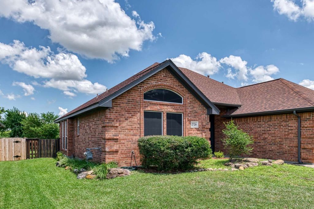 2720 Stephen Drive, Denton, TX 76207