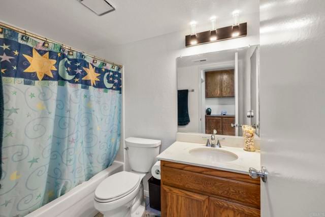 9126 Sinsonte Lane, Lakeside, CA 92040