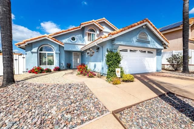 9126 Sinsonte Lane, Lakeside, CA 92040