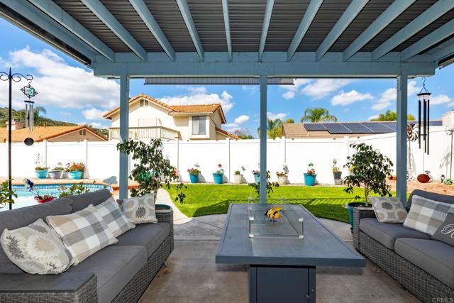 9126 Sinsonte Lane, Lakeside, CA 92040