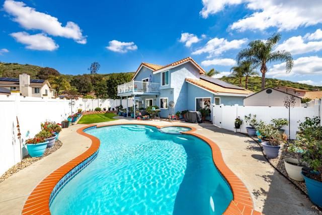 9126 Sinsonte Lane, Lakeside, CA 92040