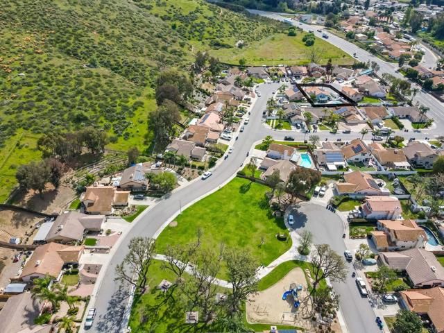 9126 Sinsonte Lane, Lakeside, CA 92040