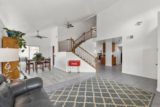 9126 Sinsonte Lane, Lakeside, CA 92040