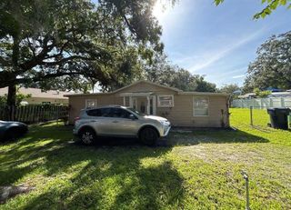 6811 N WILLOW AVENUE, Tampa, FL 33604