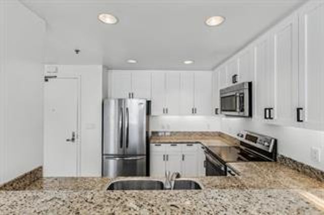 250 King Street 1210, San Francisco, CA 94107