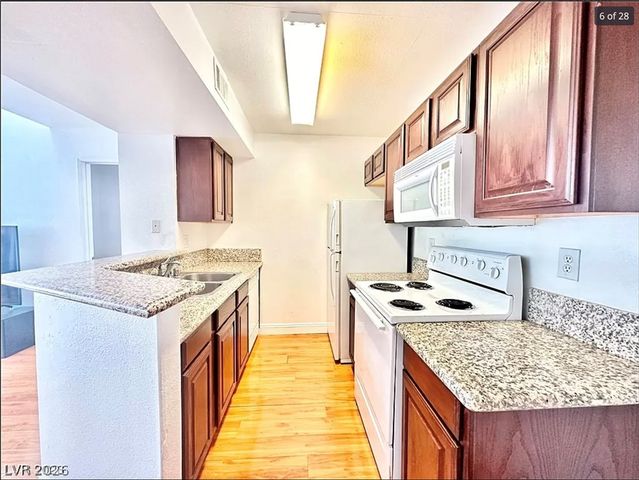 5150 South Jones Boulevard 208, Las Vegas, NV 89118