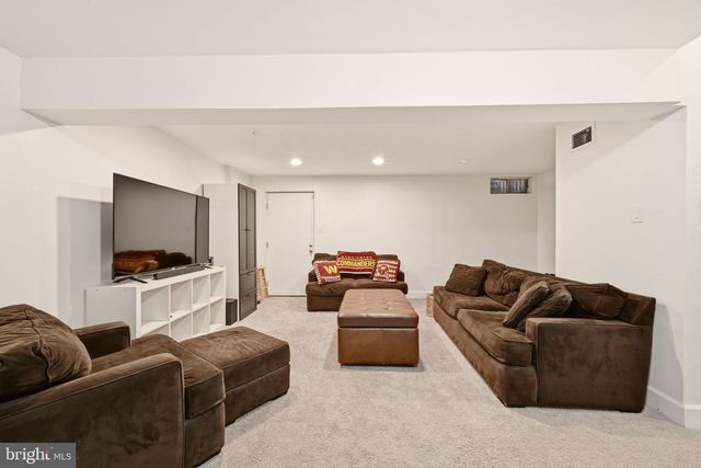 824 PLEASANT HILL LN, Bowie, MD 20716