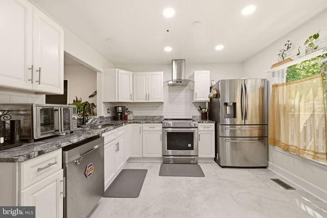 824 PLEASANT HILL LN, Bowie, MD 20716