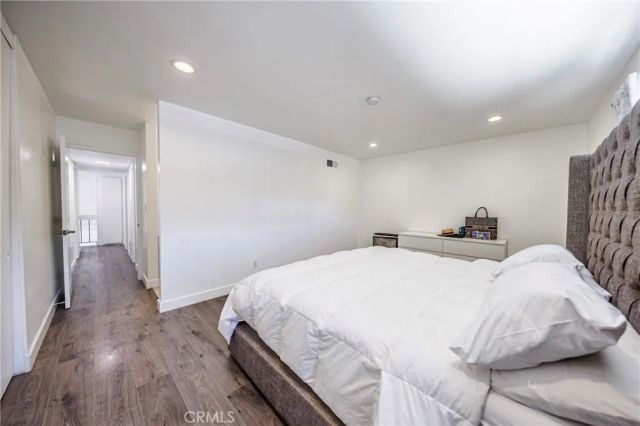 10415 Larwin, Chatsworth, CA 91311