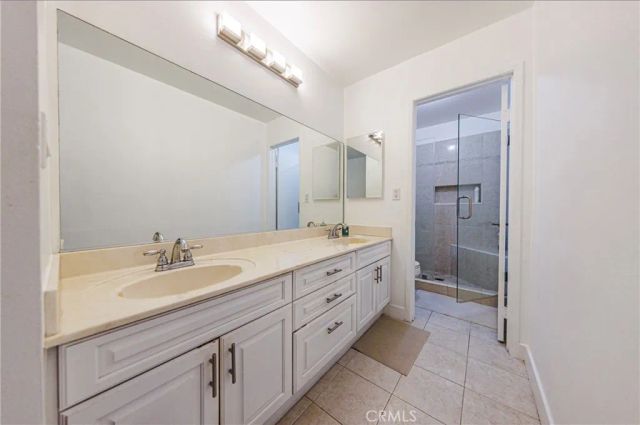 10415 Larwin, Chatsworth, CA 91311