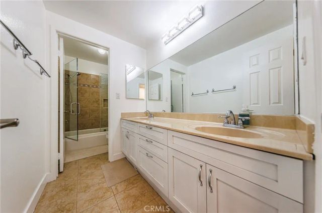 10415 Larwin, Chatsworth, CA 91311