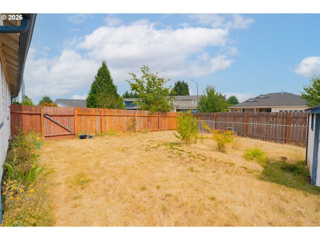 16007 Ne HICKORY St, Vancouver, WA 98682