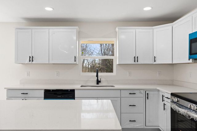 2814 Ridge Crest Drive, Chattanooga, TN 37406