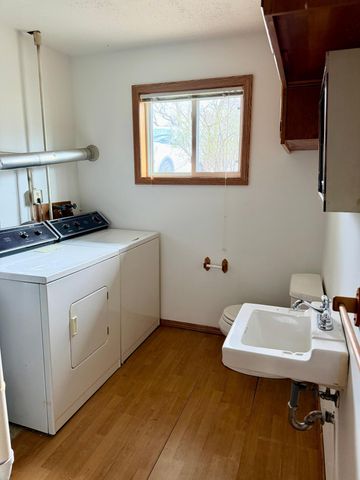 1039 36th Avenue N, Saint Cloud, MN 56303