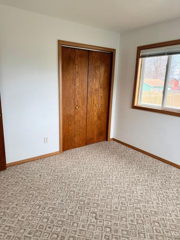 1039 36th Avenue N, Saint Cloud, MN 56303