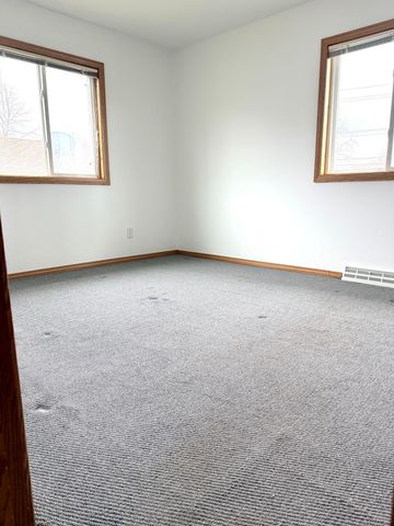 1039 36th Avenue N, Saint Cloud, MN 56303