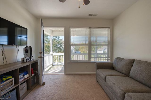 6049 Roland Smith DR, Gloucester, VA 23061