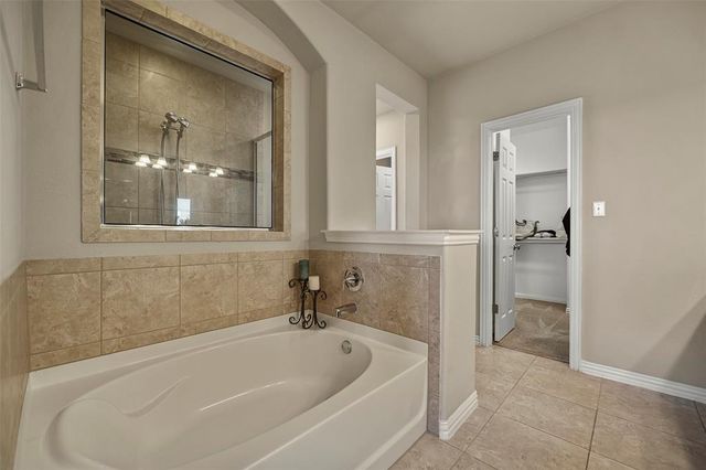 260 Norcia LOOP, Liberty Hill, TX 78642