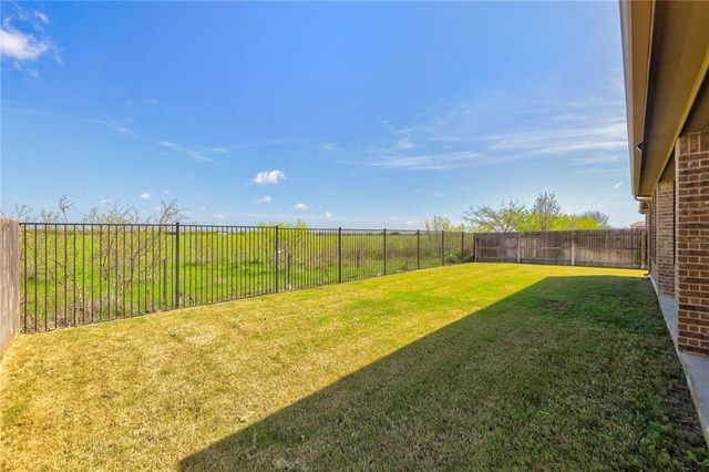 260 Norcia LOOP, Liberty Hill, TX 78642