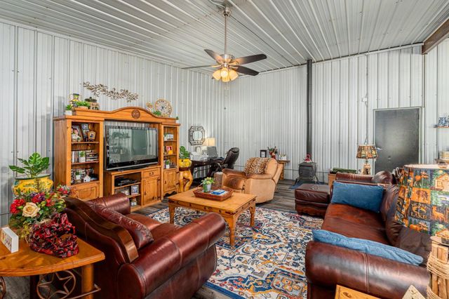 2691 County Road 3335, Ladonia, TX 75449