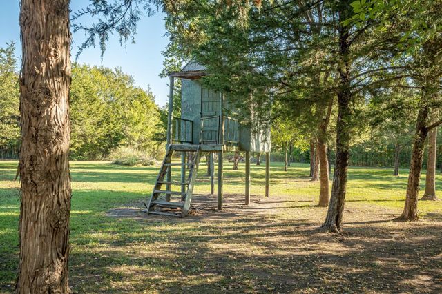 2691 County Road 3335, Ladonia, TX 75449