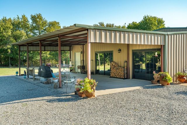 2691 County Road 3335, Ladonia, TX 75449