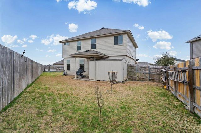 212 Plata LN, Jarrell, TX 76537