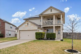 212 Plata LN, Jarrell, TX 76537
