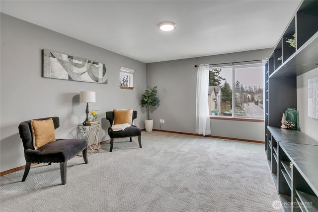 29749 216th Place SE, Kent, WA 98042