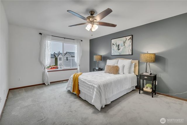 29749 216th Place SE, Kent, WA 98042