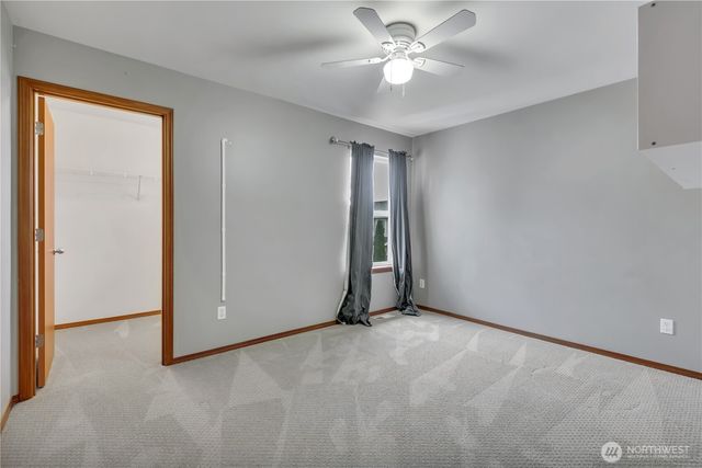 29749 216th Place SE, Kent, WA 98042