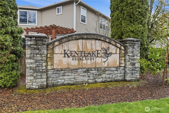 29749 216th Place SE, Kent, WA 98042