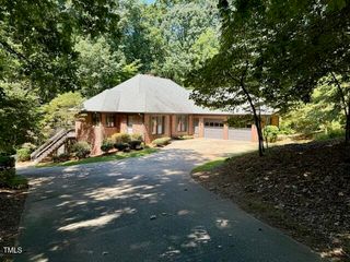 1025 Shadywood Lane, Raleigh, NC 27603
