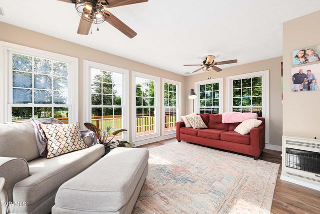 245 Highland Hills Drive, Gray, TN 37615