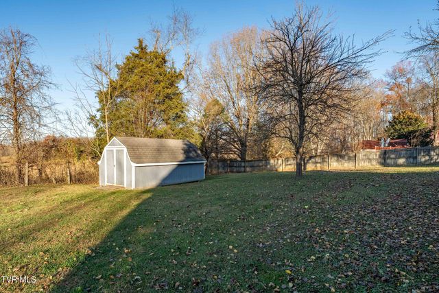 245 Highland Hills Drive, Gray, TN 37615