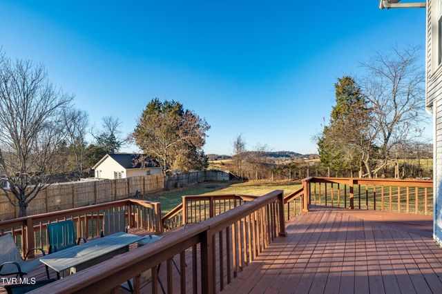 245 Highland Hills Drive, Gray, TN 37615