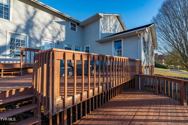 245 Highland Hills Drive, Gray, TN 37615