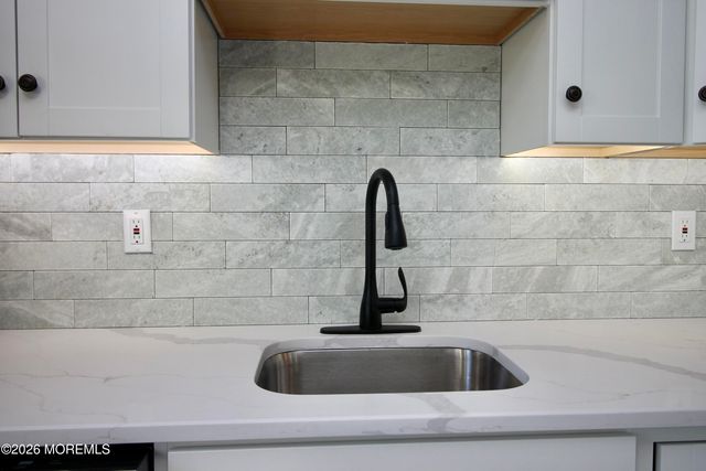 5-2 Claridge Court 2, Freehold, NJ 07728