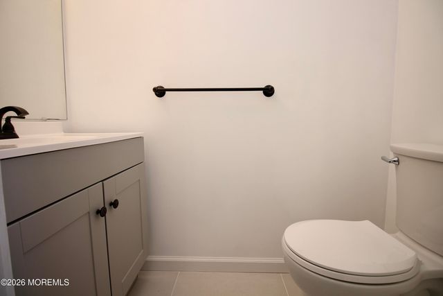 5-2 Claridge Court 2, Freehold, NJ 07728