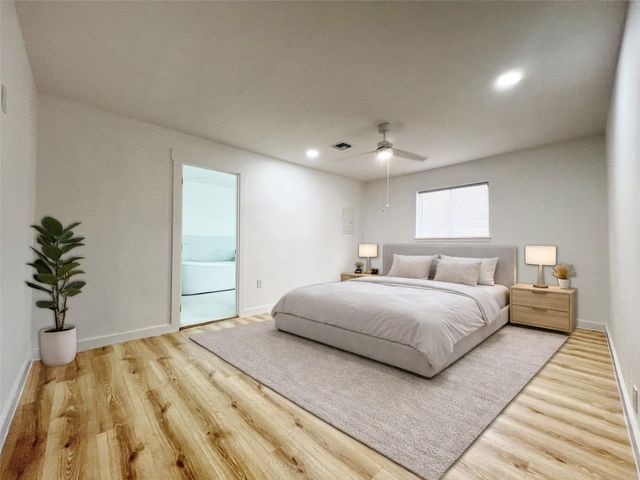 5323 Manor Creek Lane, Houston, TX 77092