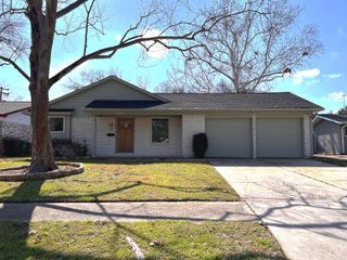 5323 Manor Creek Lane, Houston, TX 77092