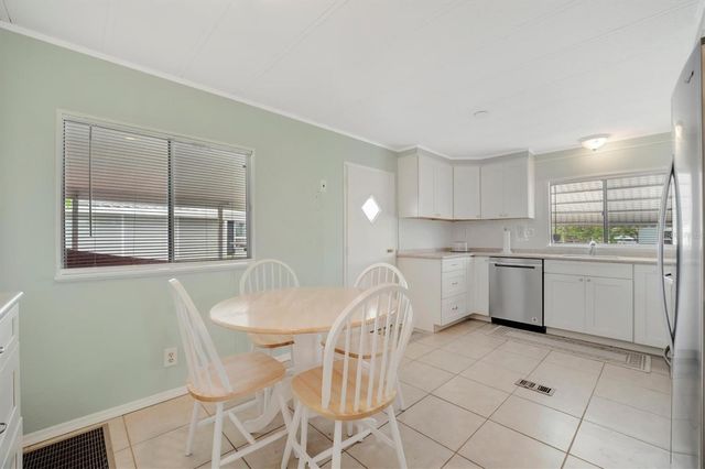 110 E SAINT LUCIA LOOP, Apollo Beach, FL 33572