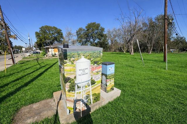 206 Collins Road, Richmond, TX 77469