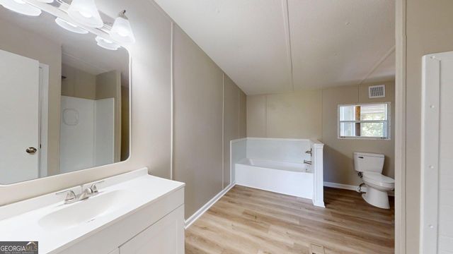 250 Bobby Sapp Road, Collins, GA 30421