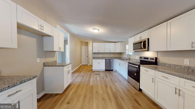 250 Bobby Sapp Road, Collins, GA 30421